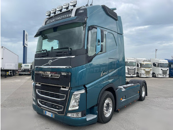 Xe đầu kéo VOLVO FH 500
