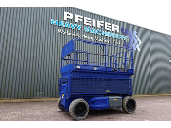 Máy nâng người hình kéo JLG