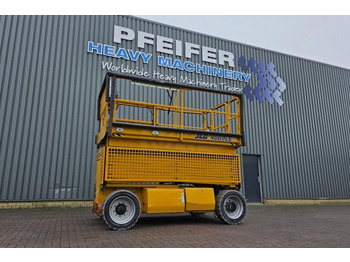 Máy nâng người hình kéo JLG