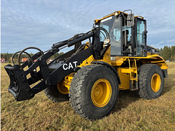Máy xúc lật bánh lốp CATERPILLAR