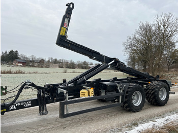 Toa kéo trang trại PRONAR