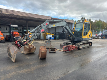 Máy xúc VOLVO EC55B