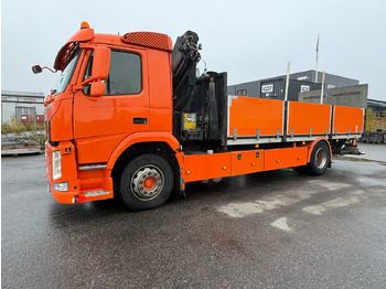 Xe cẩu tự hành VOLVO FM