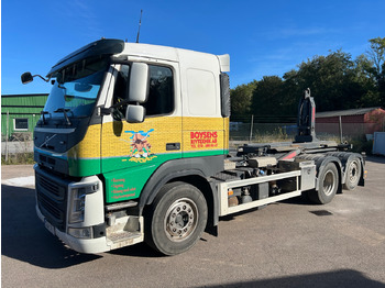 Xe tải nâng móc VOLVO FM 450