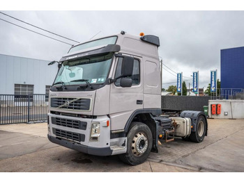 Xe đầu kéo VOLVO FH 420