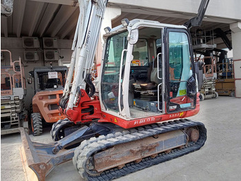 Máy xúc mini TAKEUCHI