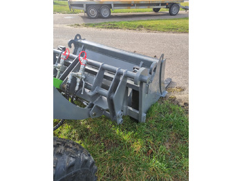 Máy xúc lật bánh lốp WCM