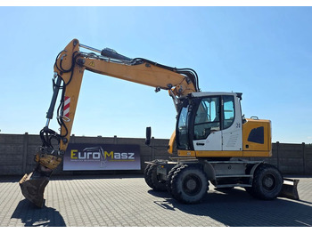Máy xúc bánh lốp LIEBHERR A 918