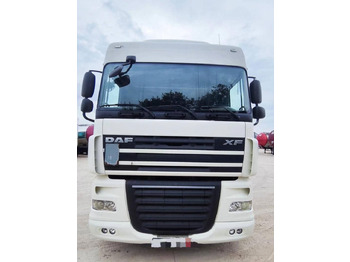 Xe đầu kéo DAF XF 105