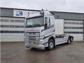 Xe tải nâng móc VOLVO FH 460