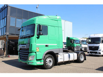 Xe đầu kéo DAF XF 106 480