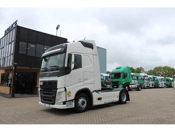 Xe đầu kéo VOLVO FH13 500