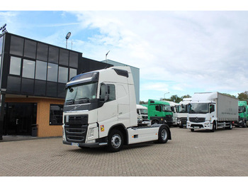 Xe đầu kéo VOLVO FH13 500
