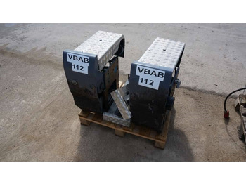 Máy lát nhựa đường VÖGELE