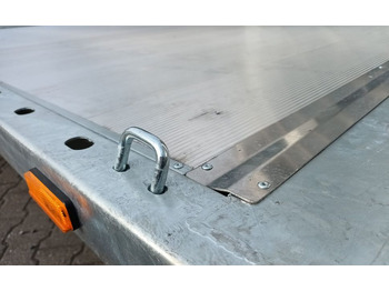 Rơ moóc để vận chuyển thiết bị