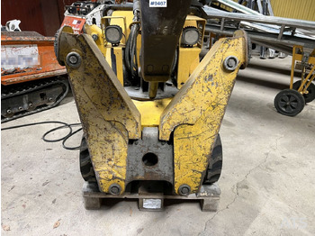 Máy móc xây dựng BROKK 90 Demolition / Forming robot: hình 4
