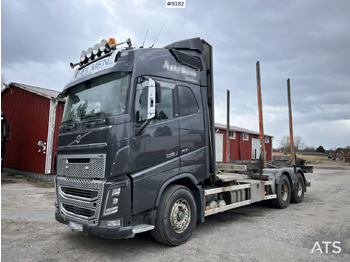 Xe chở gỗ VOLVO FH16
