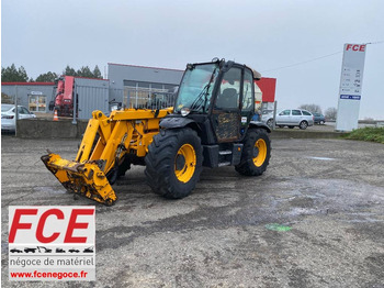 Xe nhấc hình viễn vọng kính JCB