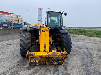 Xe nhấc hình viễn vọng kính JCB 531-70 Agri Super 40km: hình 2 Xe nhấc hình viễn vọng kính JCB 531-70 Agri Super 40km: hình 2