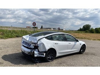 Xe hơi Tesla MODEL 3 5YJ3 Carte Grise Française endommagée: hình 4
