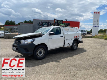 Xe tải chân không TOYOTA Hilux
