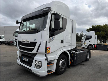 Xe đầu kéo IVECO Stralis 460