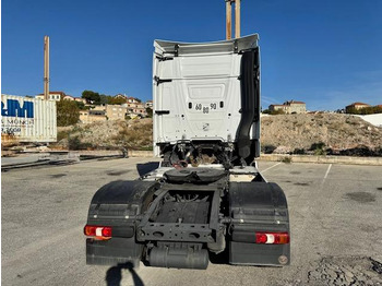 Xe đầu kéo Mercedes ACTROS 1853: hình 3 Xe đầu kéo Mercedes ACTROS 1853: hình 3