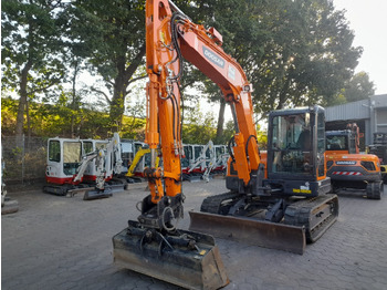 Máy xúc DOOSAN DX85R-3