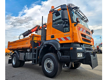 Xe ben IVECO Trakker