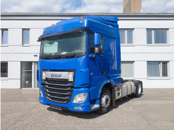 Xe đầu kéo DAF XF 460