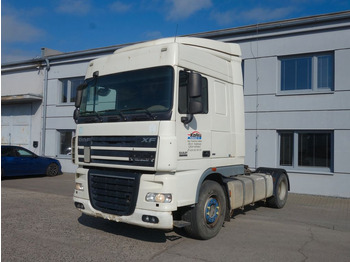 Xe đầu kéo DAF XF 460