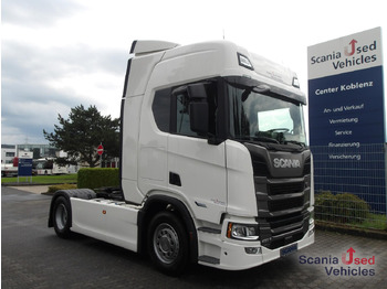 Xe đầu kéo SCANIA R 460