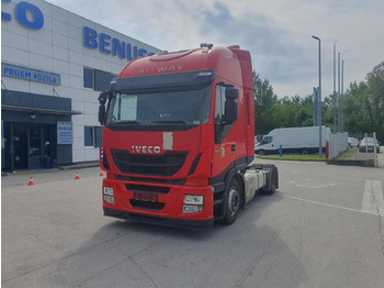 Xe đầu kéo IVECO Stralis 440
