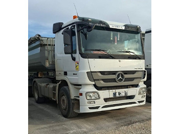 Xe đầu kéo MERCEDES-BENZ Actros 1844