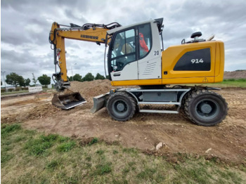 Máy xúc bánh lốp LIEBHERR A 914