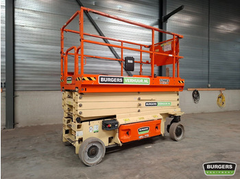 Máy nâng người hình kéo JLG