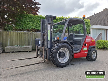 Xe nâng địa hình gồ ghề MANITOU