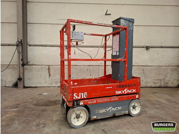 Nền bục trên không SKYJACK