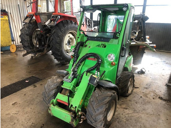 Xe nhấc hình viễn vọng kính