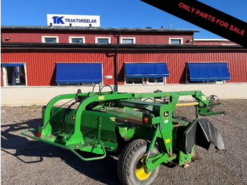 Máy cắt cỏ JOHN DEERE