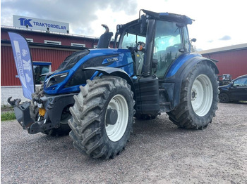 Máy cày VALTRA T214
