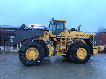 Máy xúc lật bánh lốp VOLVO L350F