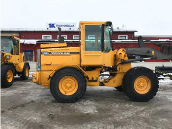 Máy xúc lật bánh lốp VOLVO L50C