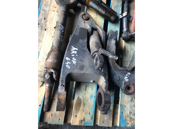 Trục trước CLAAS