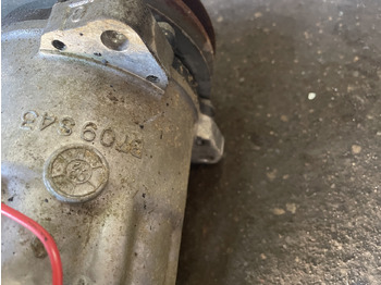 Lốc điều hòa cho Máy móc nông nghiệp Claas Scorpion - sprężarka kompresor klimatyzacji Sanden S8227 B709S43 3157920: hình 2 Lốc điều hòa cho Máy móc nông nghiệp Claas Scorpion - sprężarka kompresor klimatyzacji Sanden S8227 B709S43 3157920: hình 2