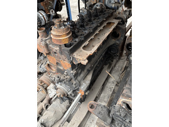 Động cơ NEW HOLLAND