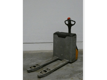 Xe tải nâng pallet STILL