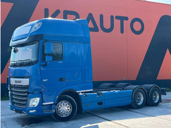 Xe tải khung gầm DAF XF 530