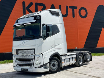 Xe đầu kéo VOLVO FH 500
