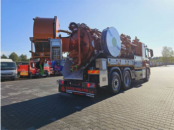 Xe tải chân không MAN